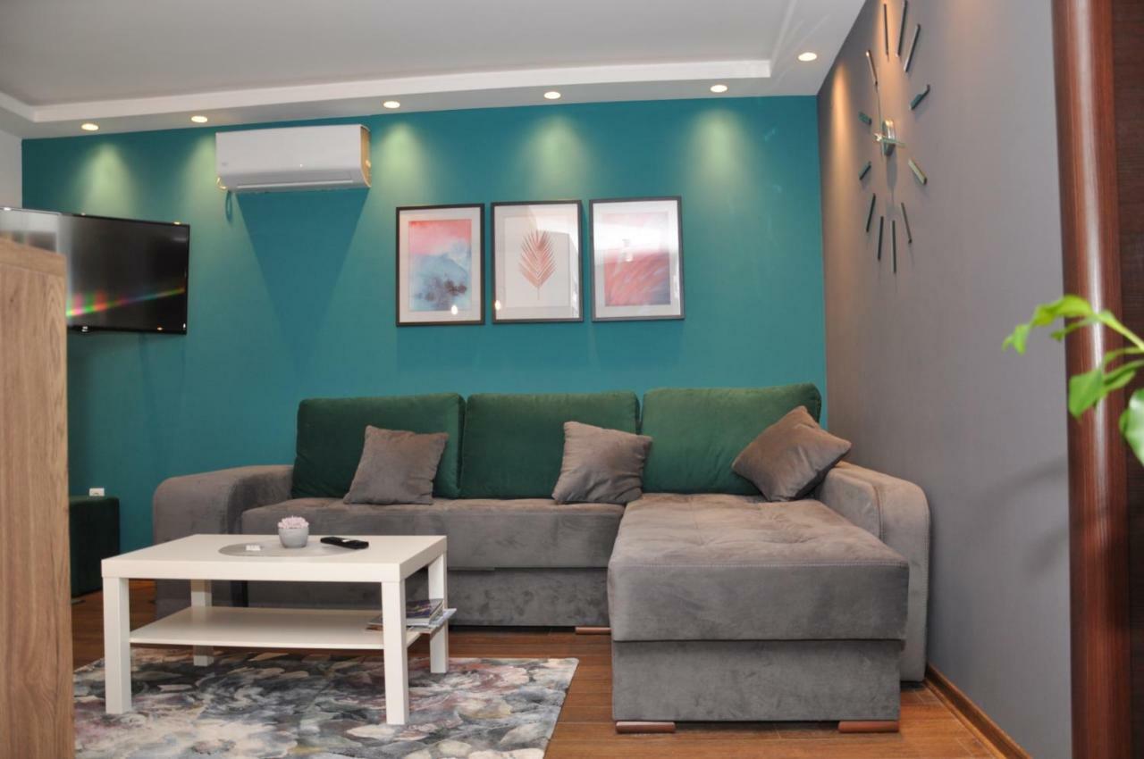 Lux Apartman Чачак Экстерьер фото