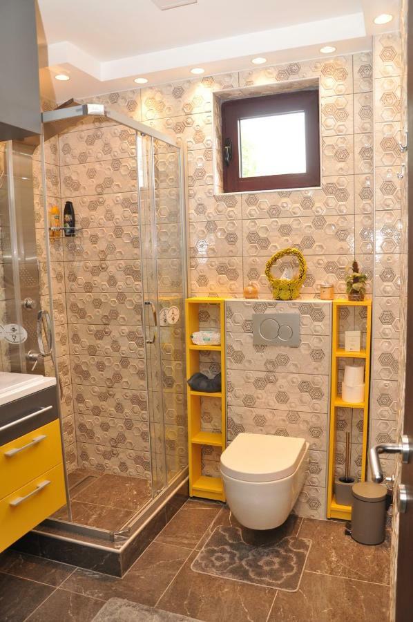 Lux Apartman Чачак Экстерьер фото