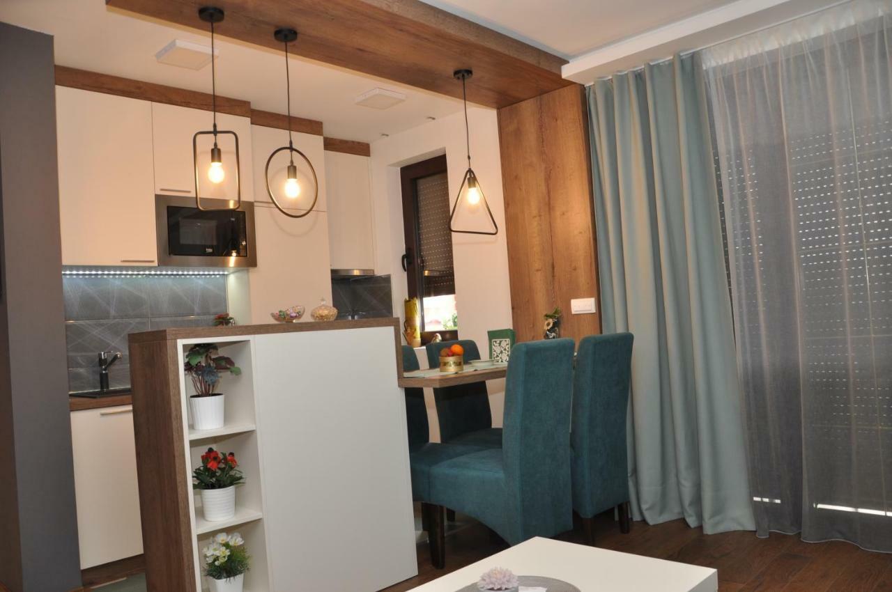 Lux Apartman Чачак Экстерьер фото